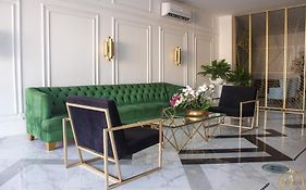 Or Hotel 94